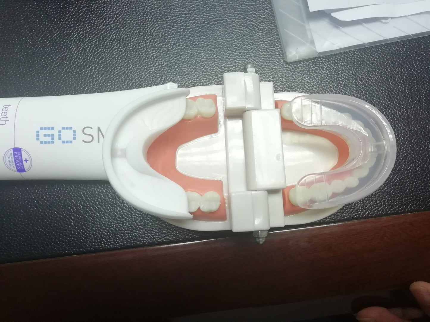 360 Degrees Intelligent Automatic Electric Toothbrush Waterproof U Type Tooth Brush Whitening Blue Light USB Charging - Trend Vibe360 Degrees Intelligent Automatic Electric Toothbrush Waterproof U Type Tooth Brush Whitening Blue Light USB ChargingCJ dropshipping supplier02pcs Head